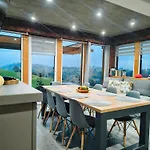 Alpstuga Lux Z Widokiem Na Tatry Z Prywatnym Jacuzzi *